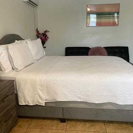 Cozy Studio…With Private Entrance Las Vegas Ngoại thất bức ảnh