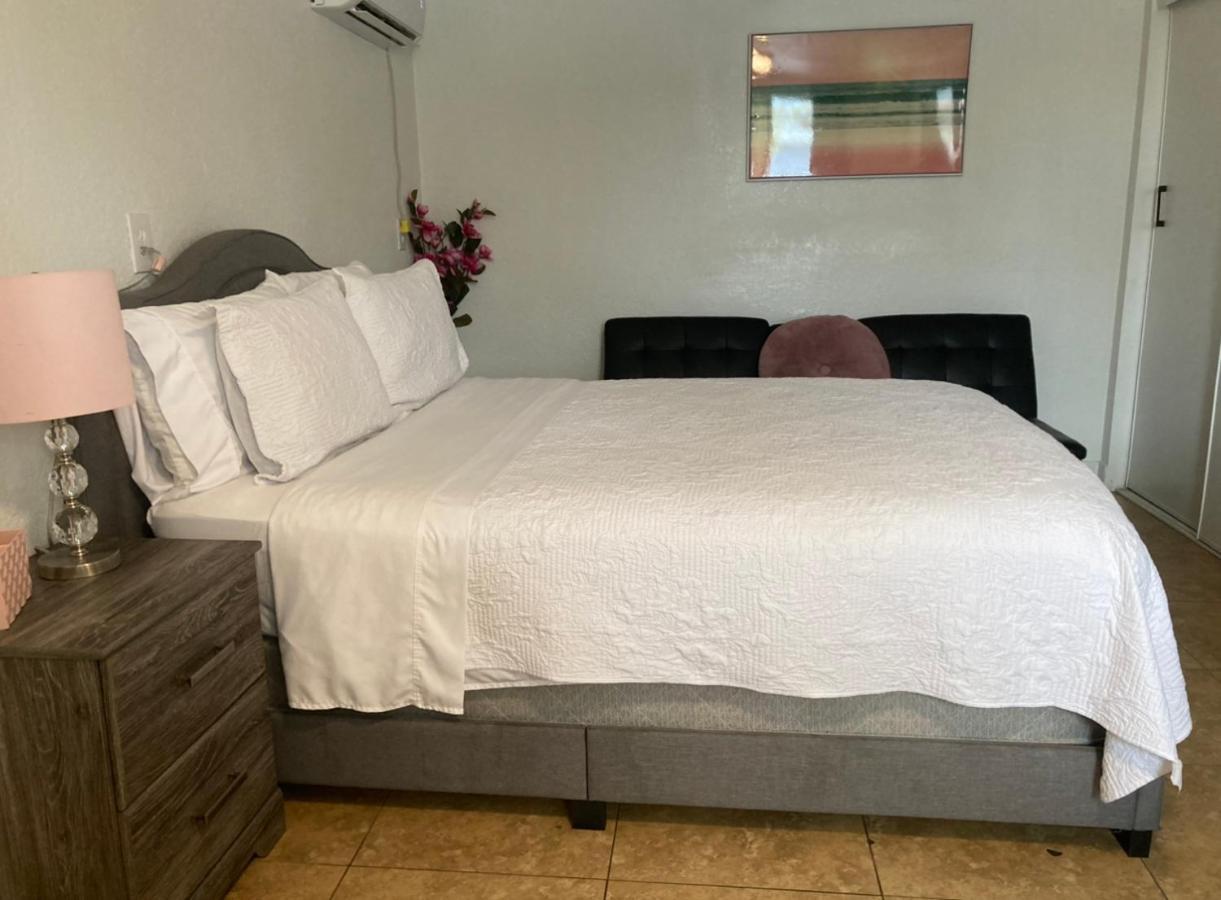 Cozy Studio…With Private Entrance Las Vegas Ngoại thất bức ảnh